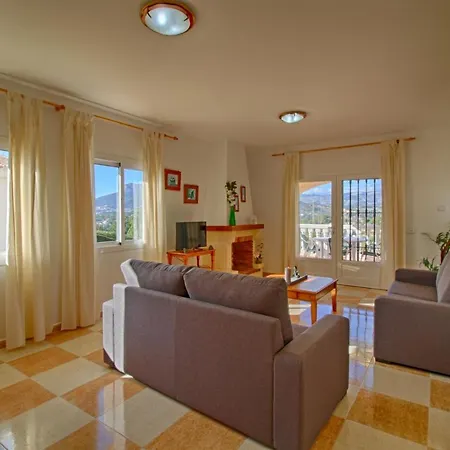 Tosal Con 6 Dormitorios, Wifi, Parking, Jardin Y Piscina Privada Villa