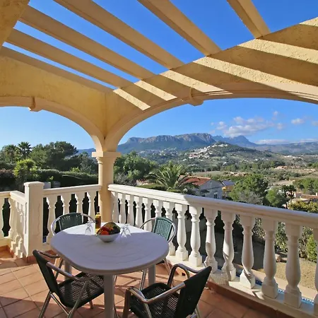 Tosal Con 6 Dormitorios, Wifi, Parking, Jardin Y Piscina Privada *
